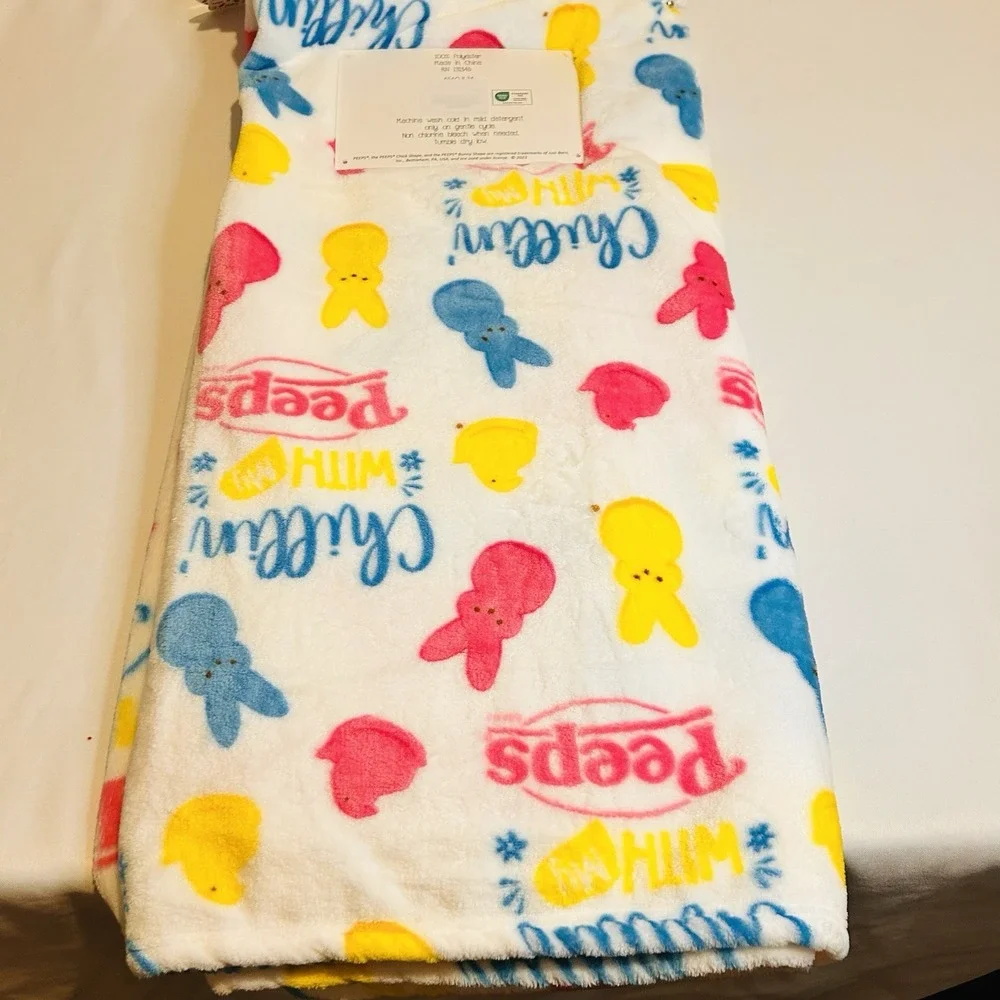 Peeps Chilling with my Peeps White  Plush Throw 50X60